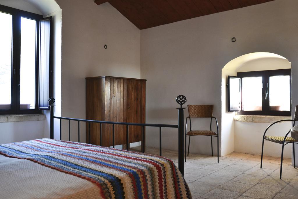 B&B Masseria Del Marchese กัสเตลลานา กรอตเต ภายนอก รูปภาพ