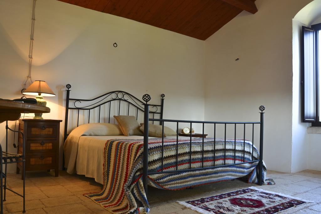 B&B Masseria Del Marchese กัสเตลลานา กรอตเต ภายนอก รูปภาพ